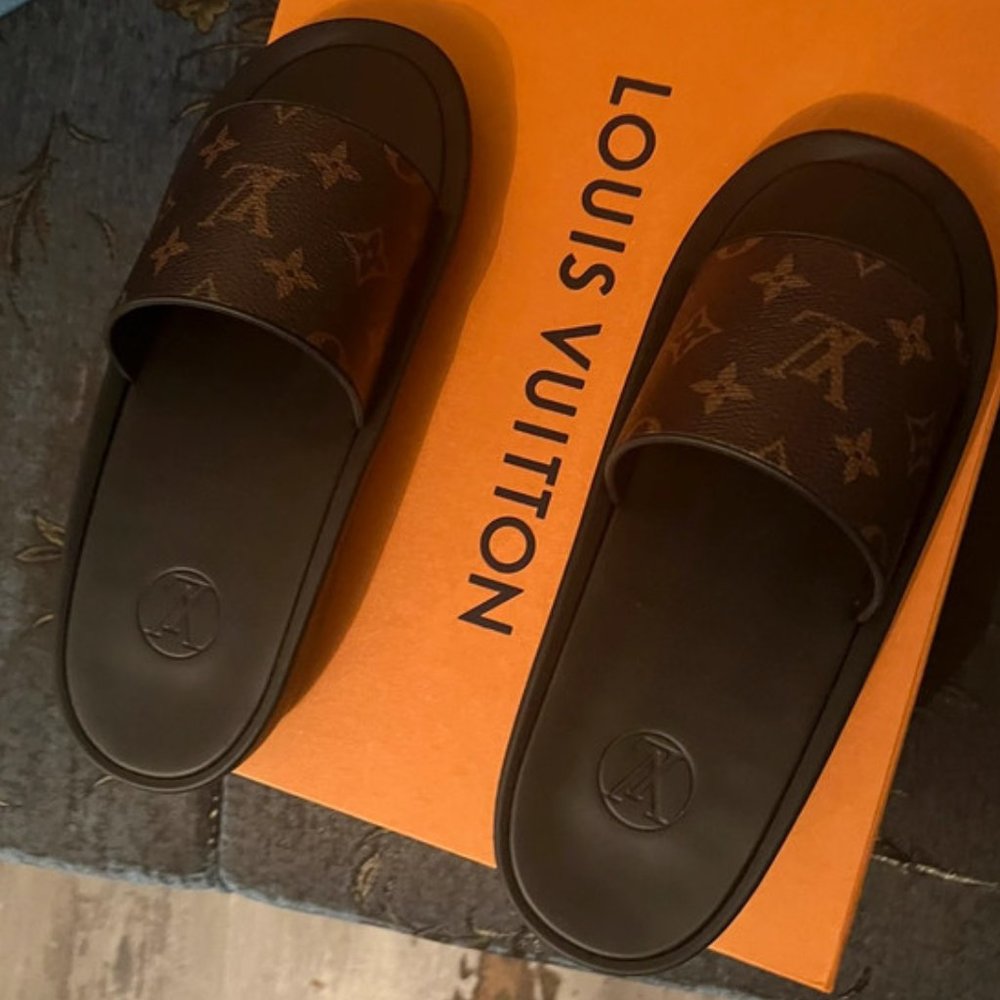 Louis Vuitton reading sandals
